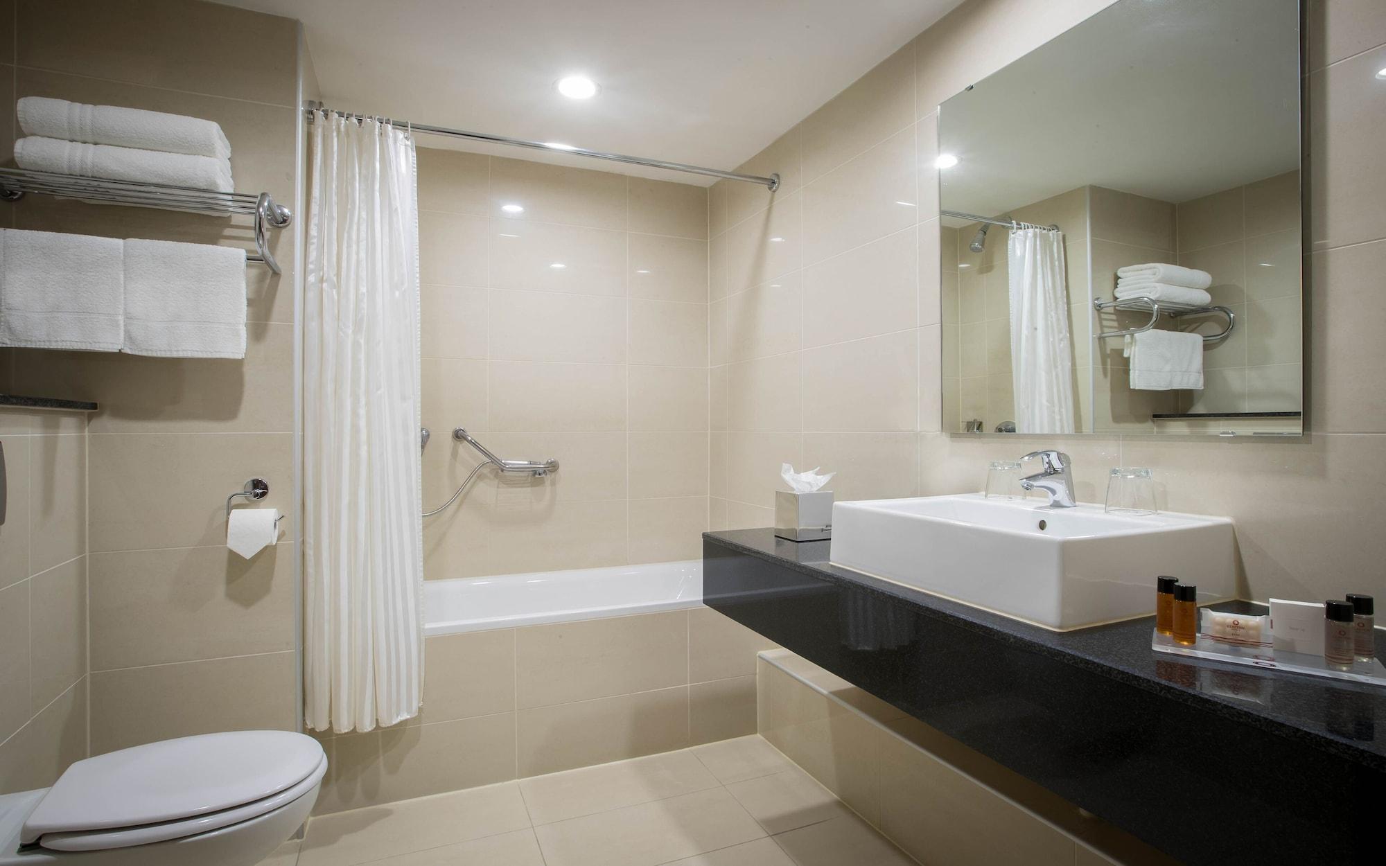 Clayton Hotel & Leisure Club Слайгоу Екстериор снимка